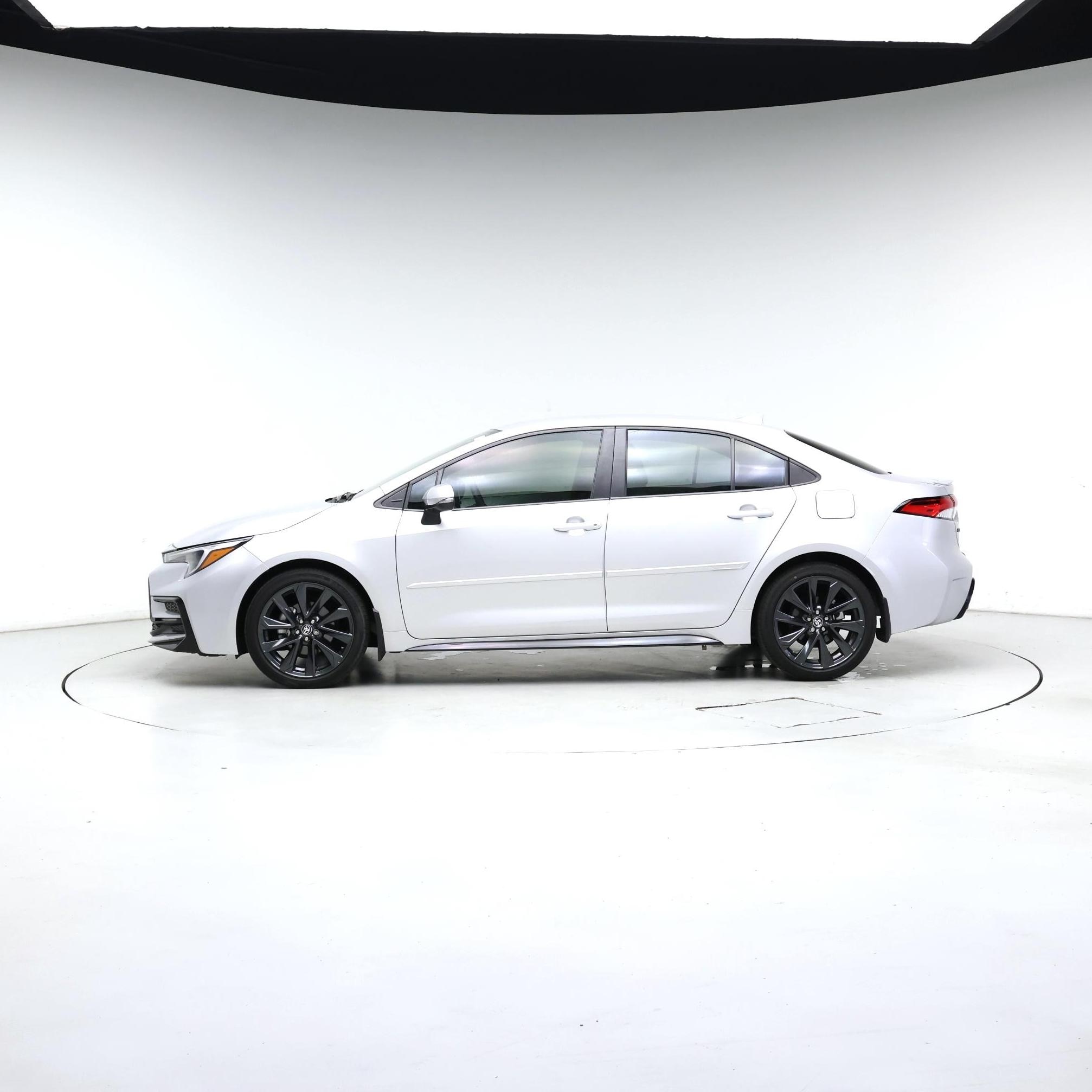 Thumbnail: 2024 Toyota Corolla - 3