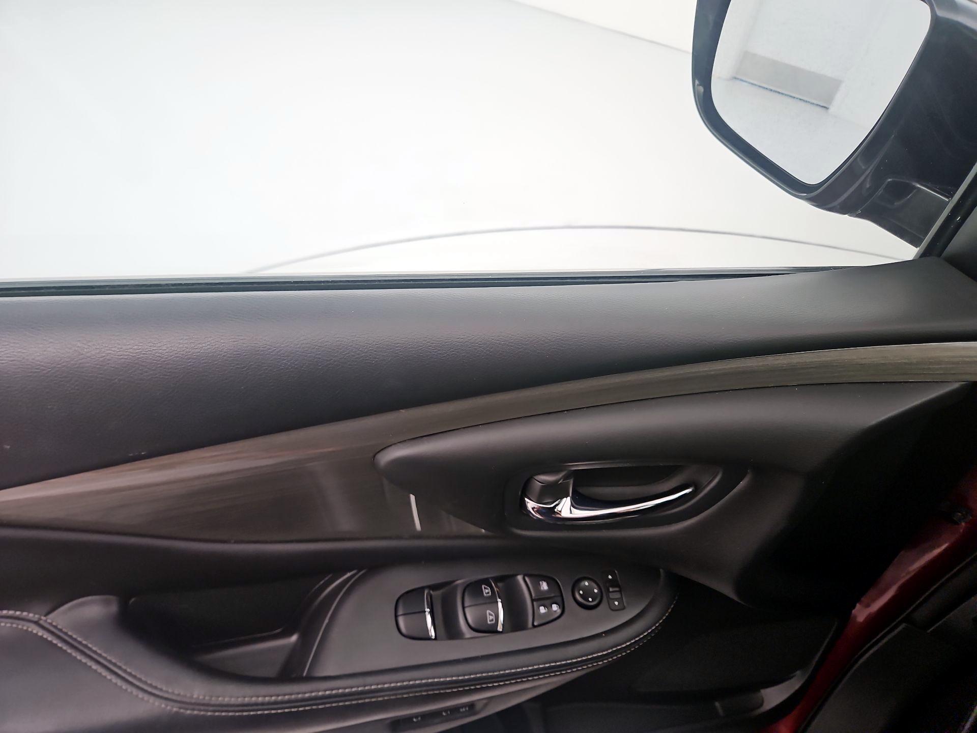 Thumbnail: 2015 Nissan Murano - 10