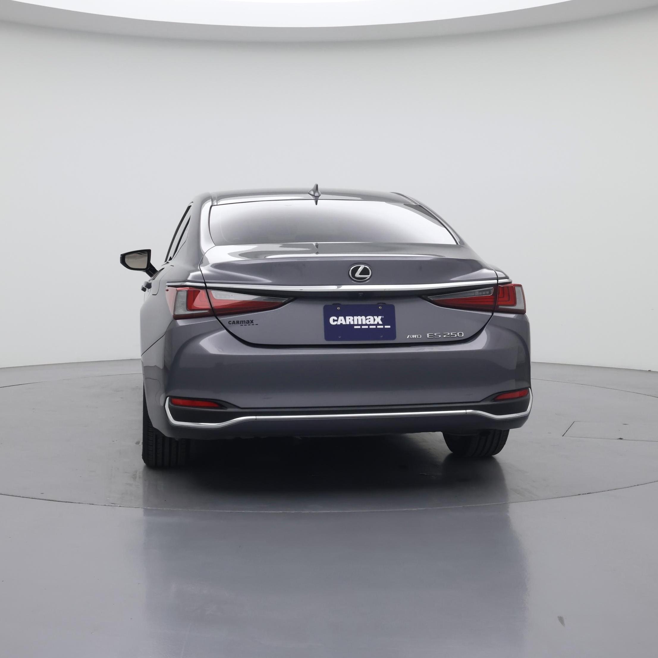Thumbnail: 2021 Lexus ES - 6