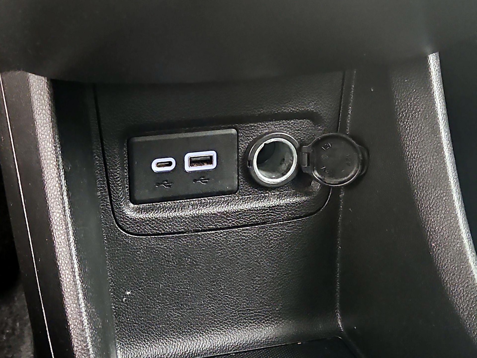 2020 Chevrolet Spark LS - Photo 18