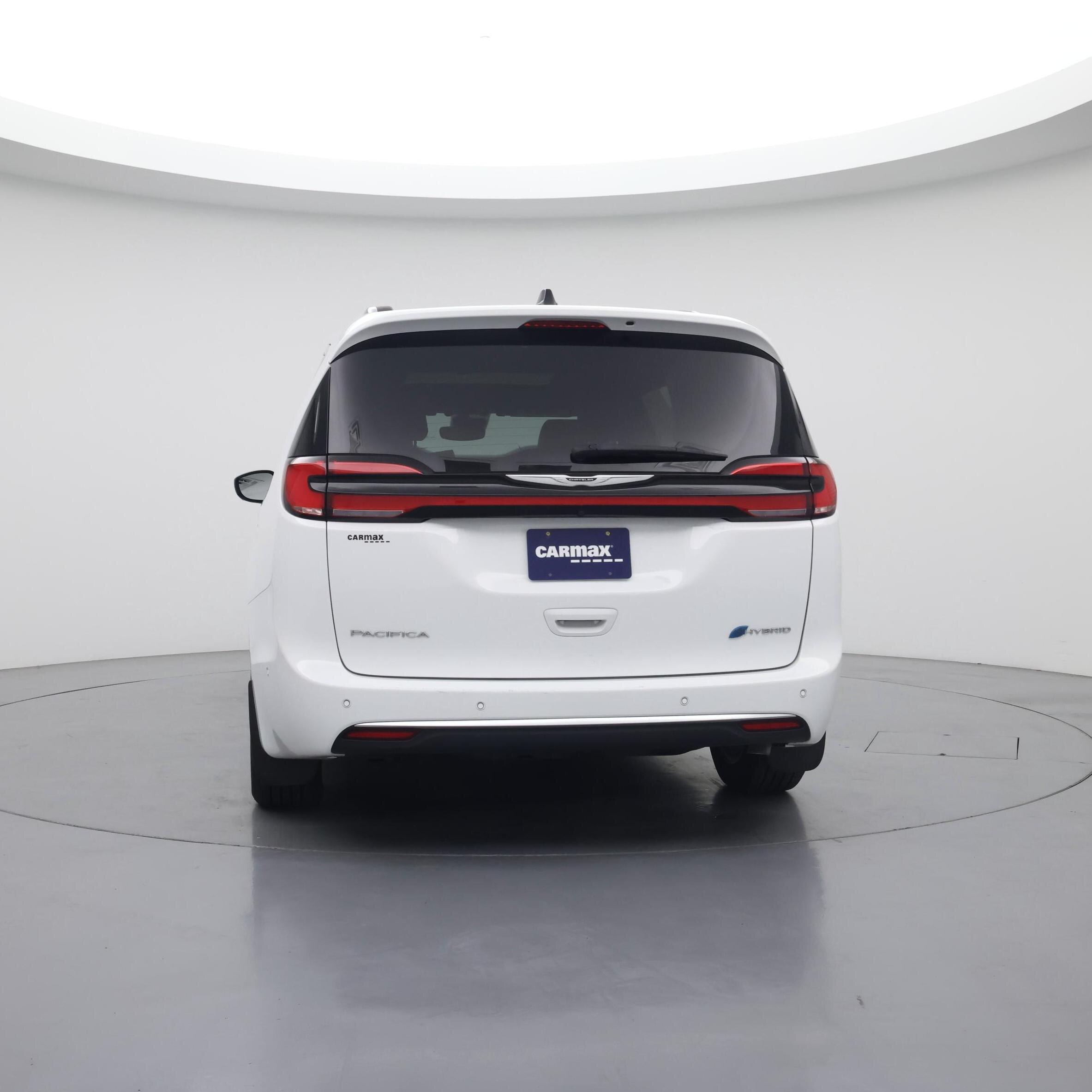 Thumbnail: 2025 Chrysler Pacifica - 6