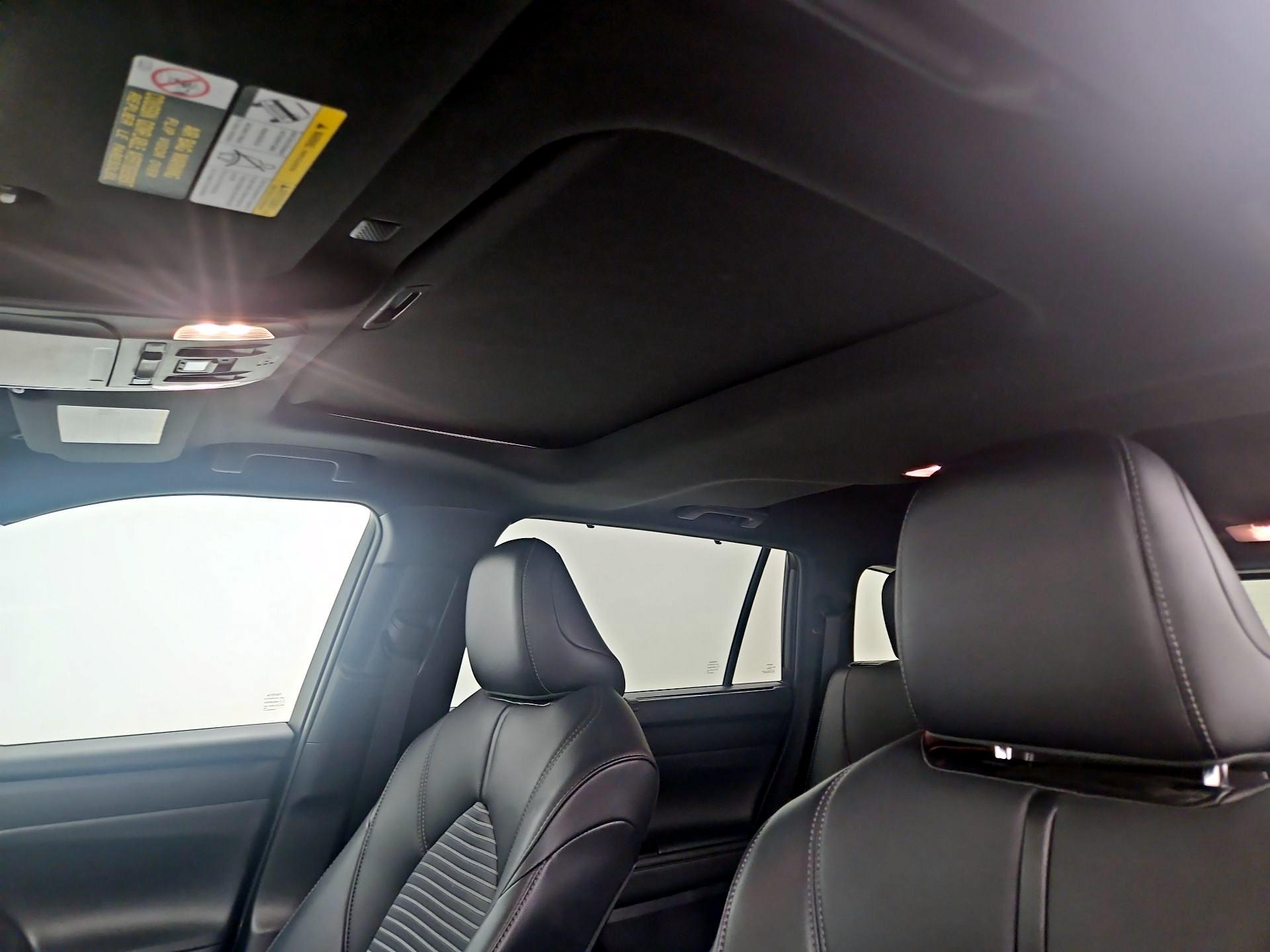 Thumbnail: 2021 Toyota Highlander - 20