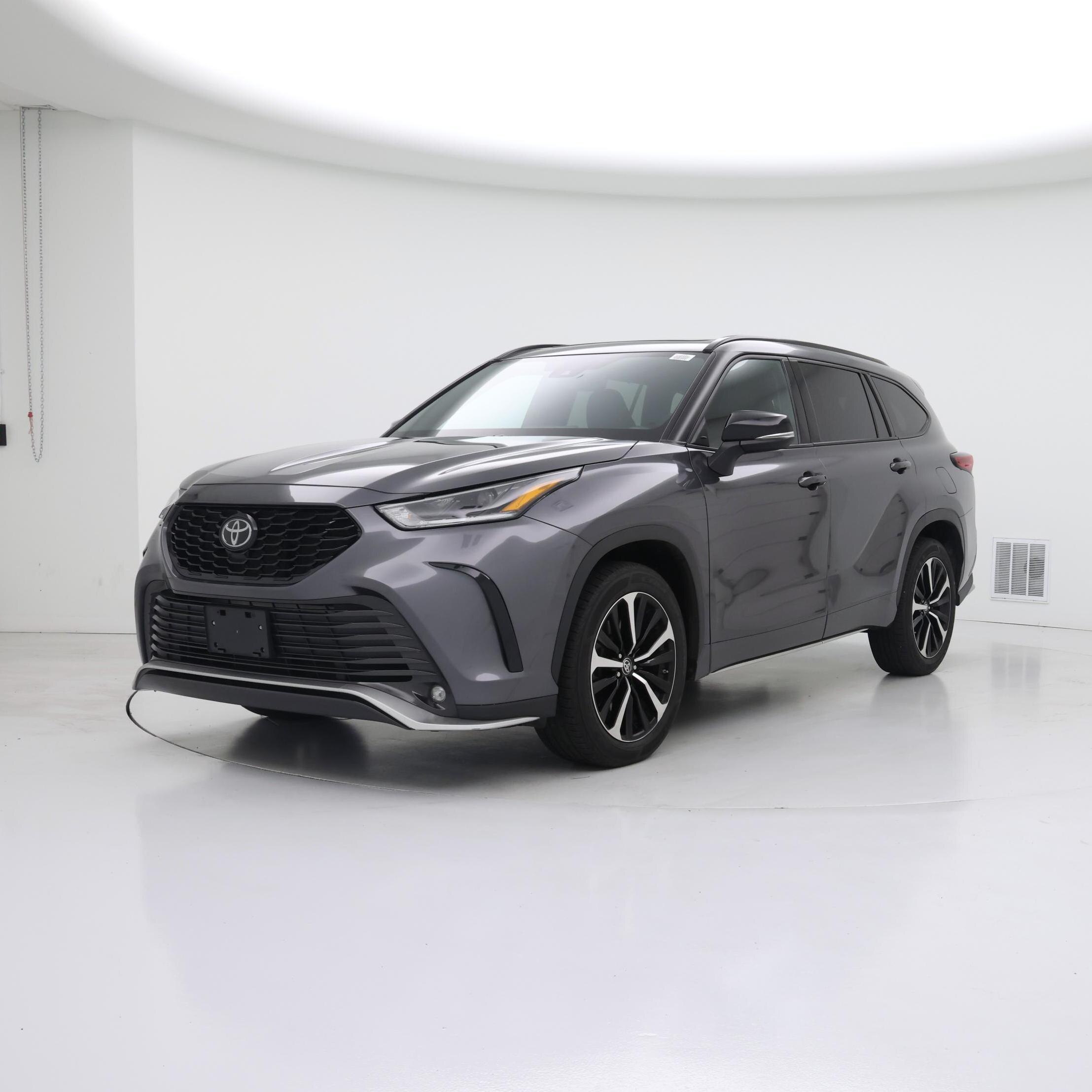 Thumbnail: 2021 Toyota Highlander - 4