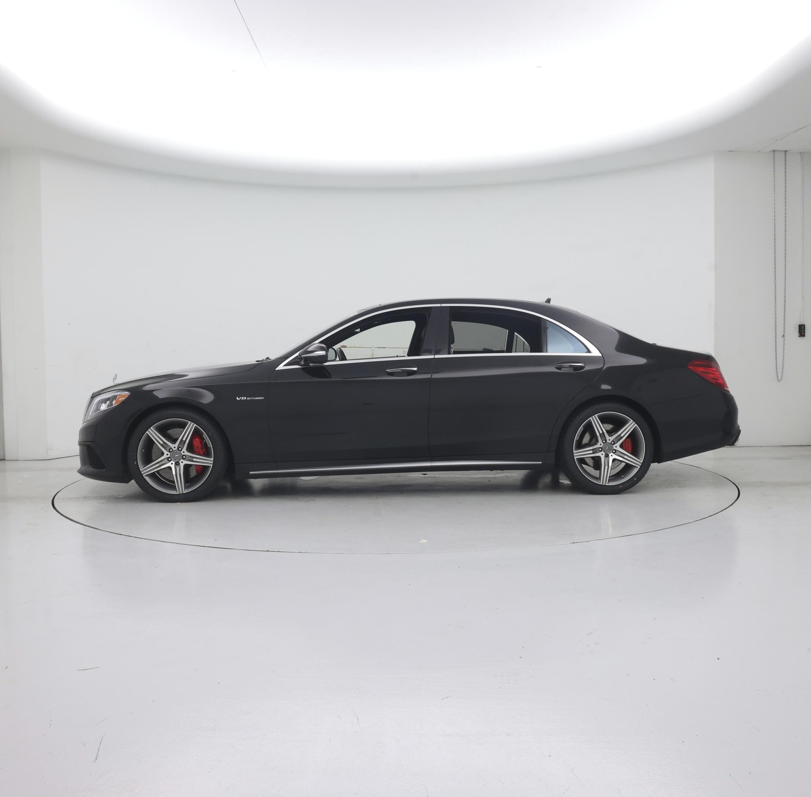 Thumbnail: 2016 Mercedes-Benz S-Class - 3