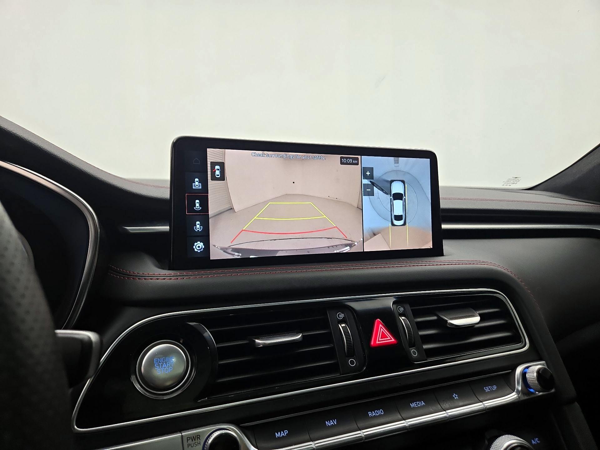 Thumbnail: 2023 Genesis G70 - 15