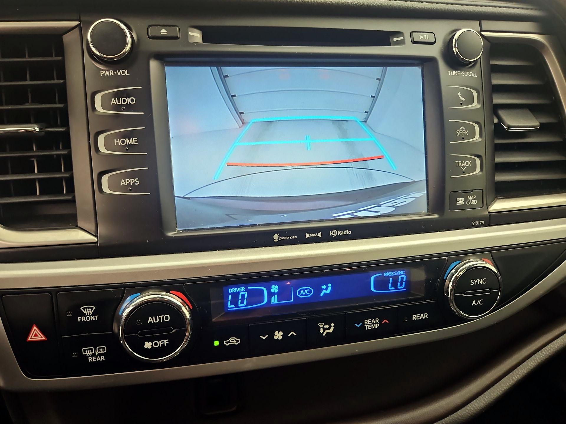 Thumbnail: 2017 Toyota Highlander - 14