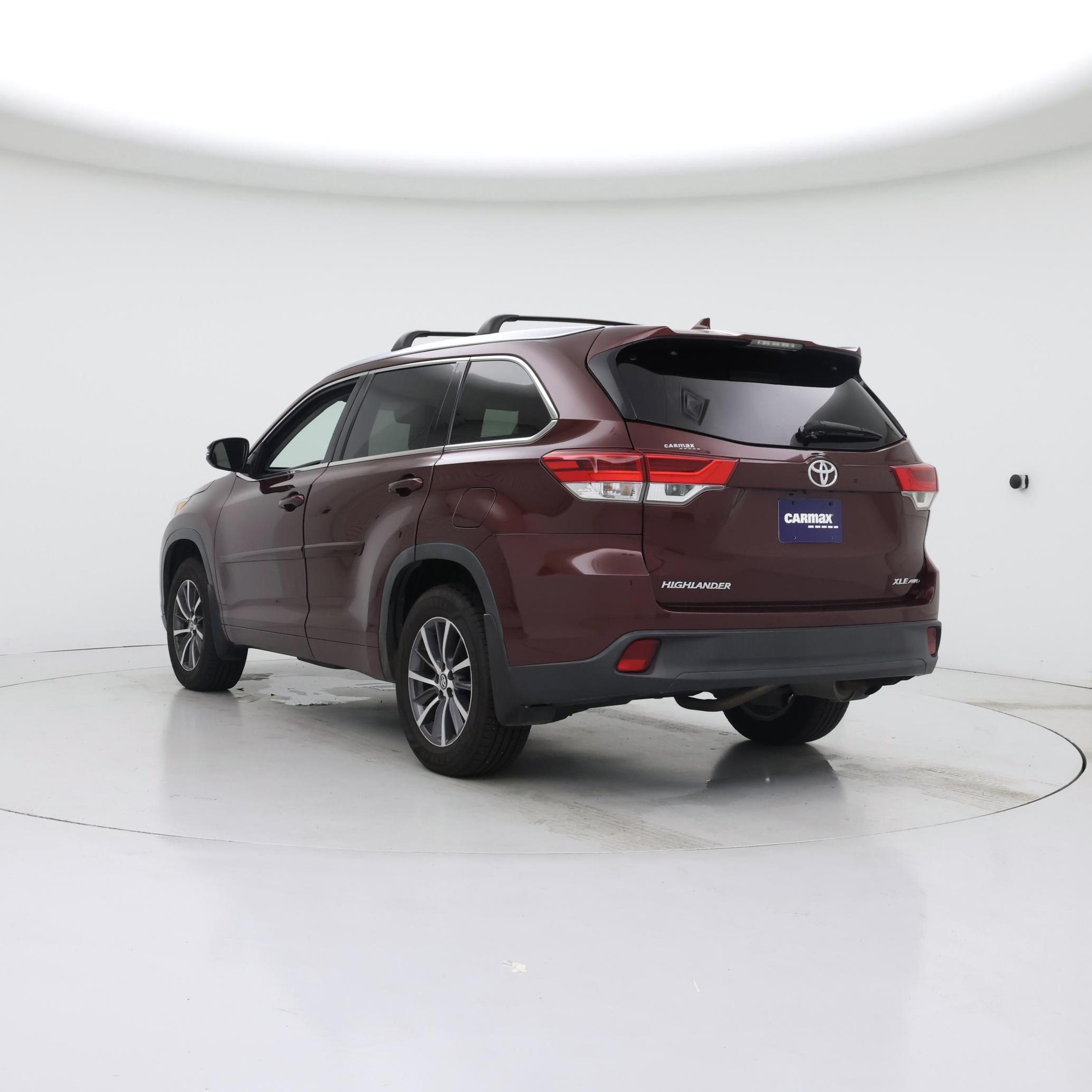 Thumbnail: 2017 Toyota Highlander - 2
