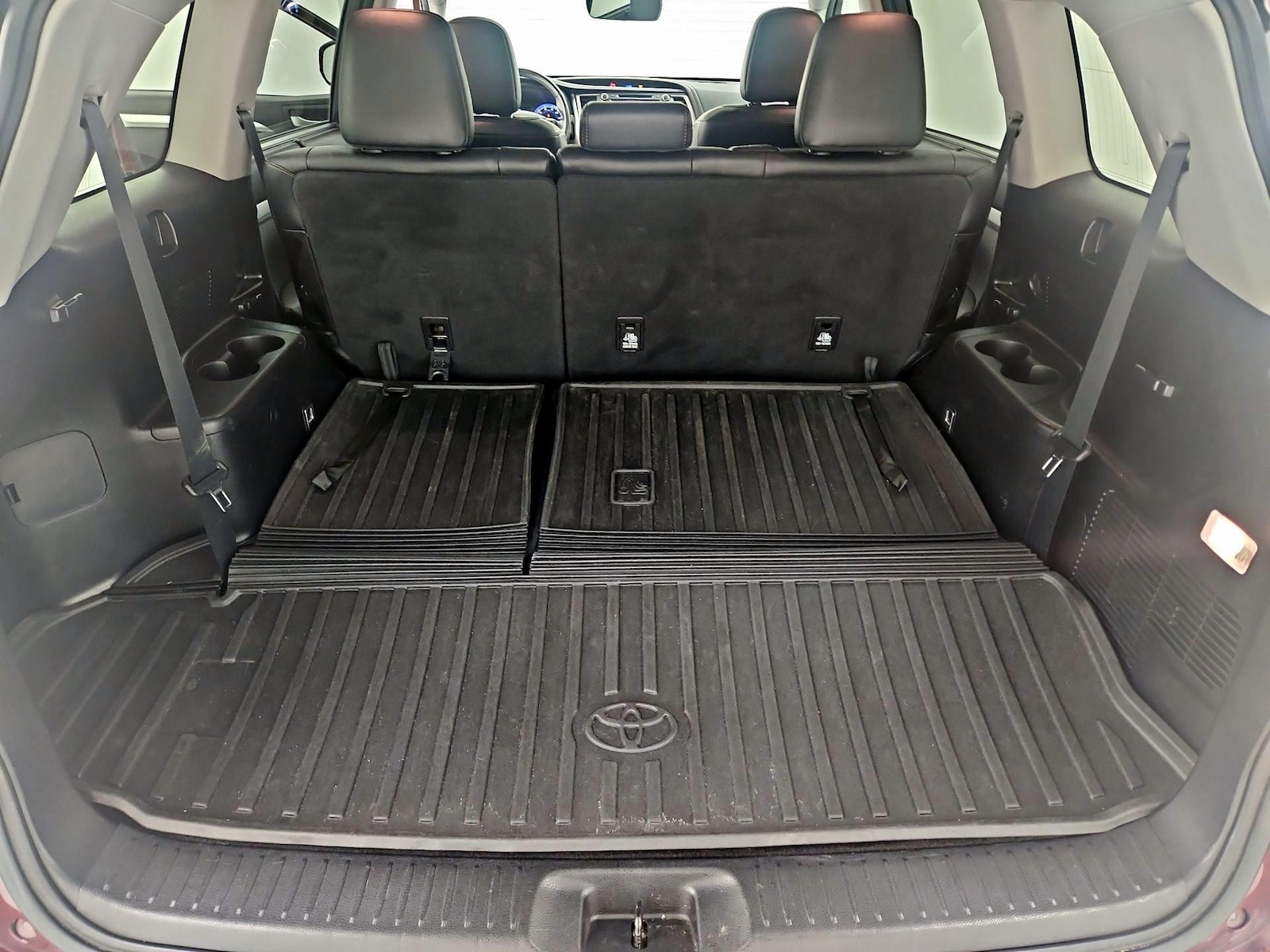 2017 Toyota Highlander XLE - Photo 24
