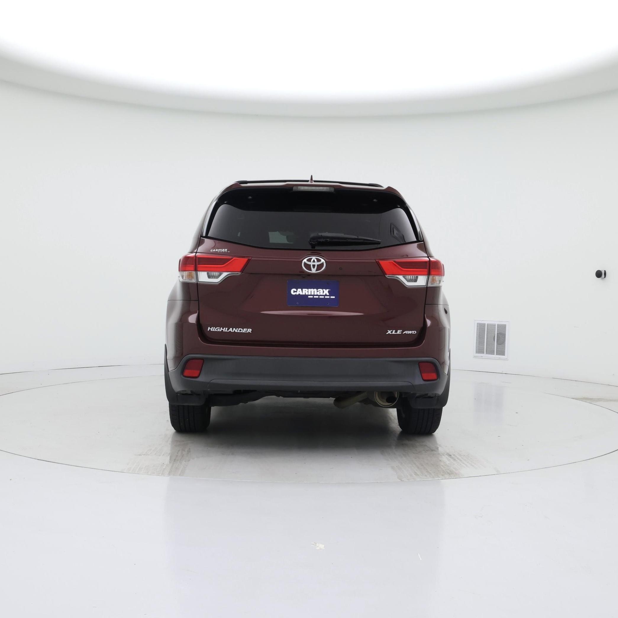 Thumbnail: 2017 Toyota Highlander - 6