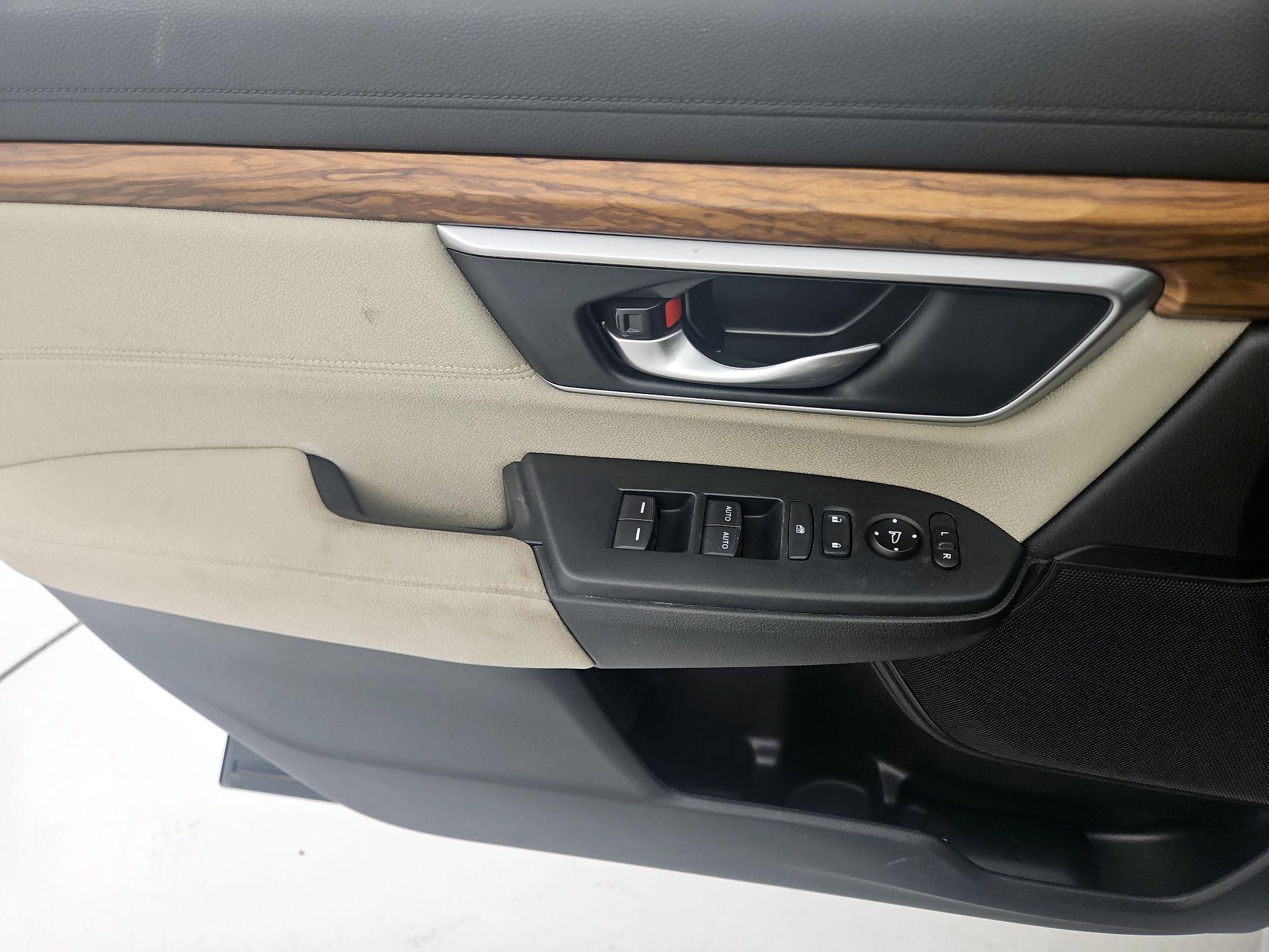 Thumbnail: 2019 Honda CR-V - 12