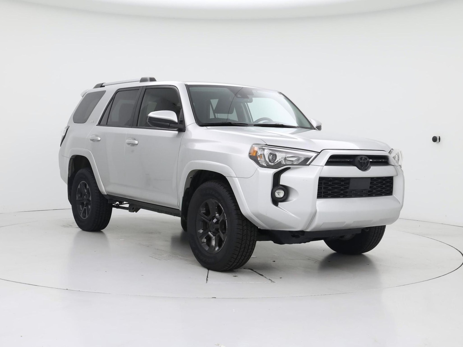 2023 Toyota 4Runner SR5 - Photo 2