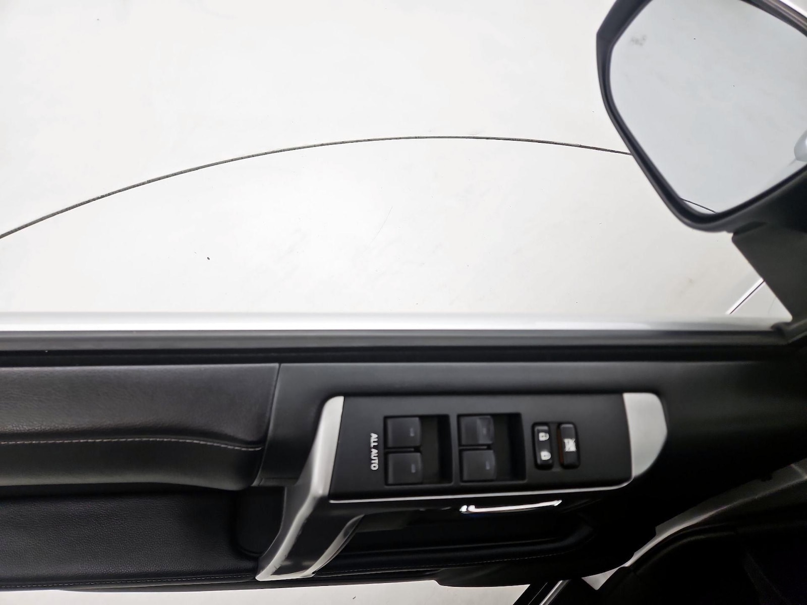 2023 Toyota 4Runner SR5 - Photo 13