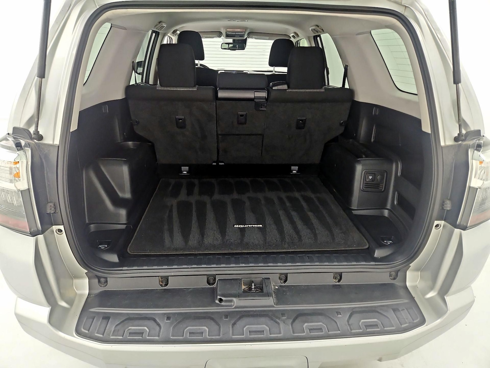 2023 Toyota 4Runner SR5 - Photo 21