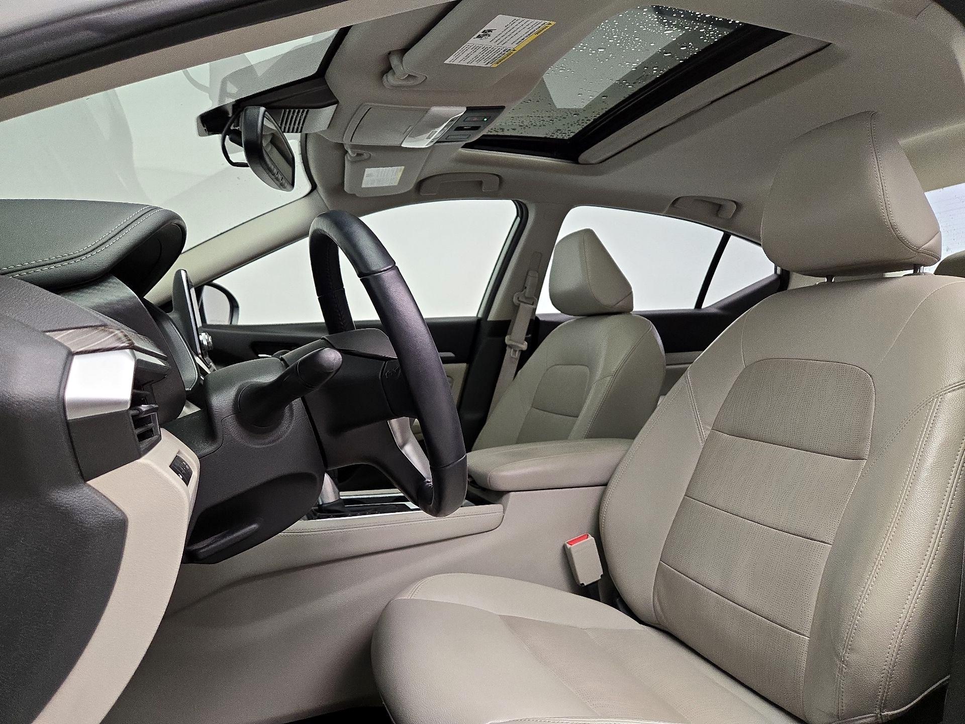 Thumbnail: 2020 Nissan Altima - 20