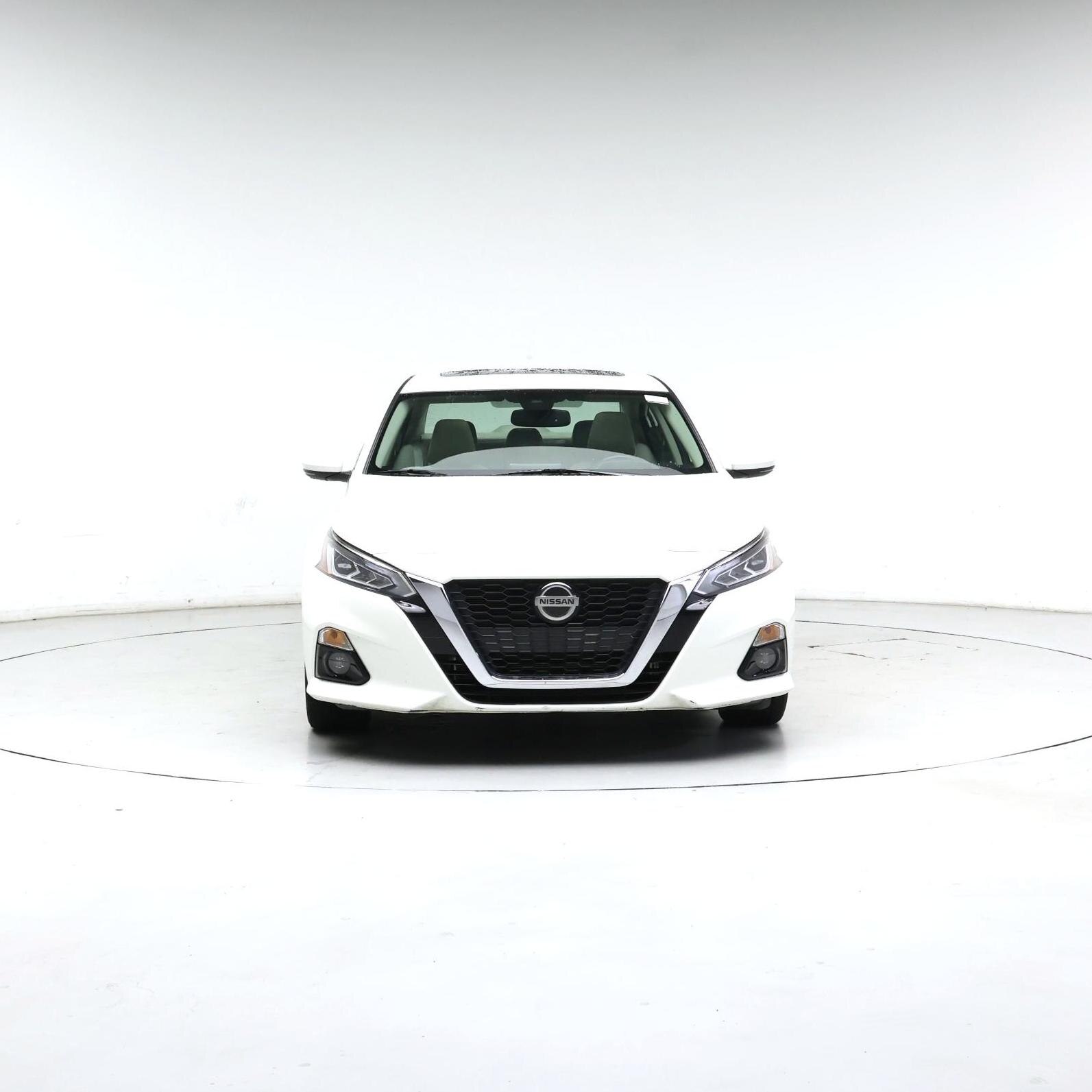 Thumbnail: 2020 Nissan Altima - 5