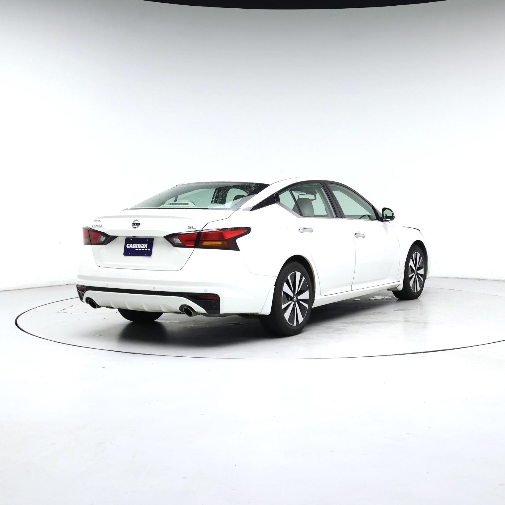 Thumbnail: 2020 Nissan Altima - 8