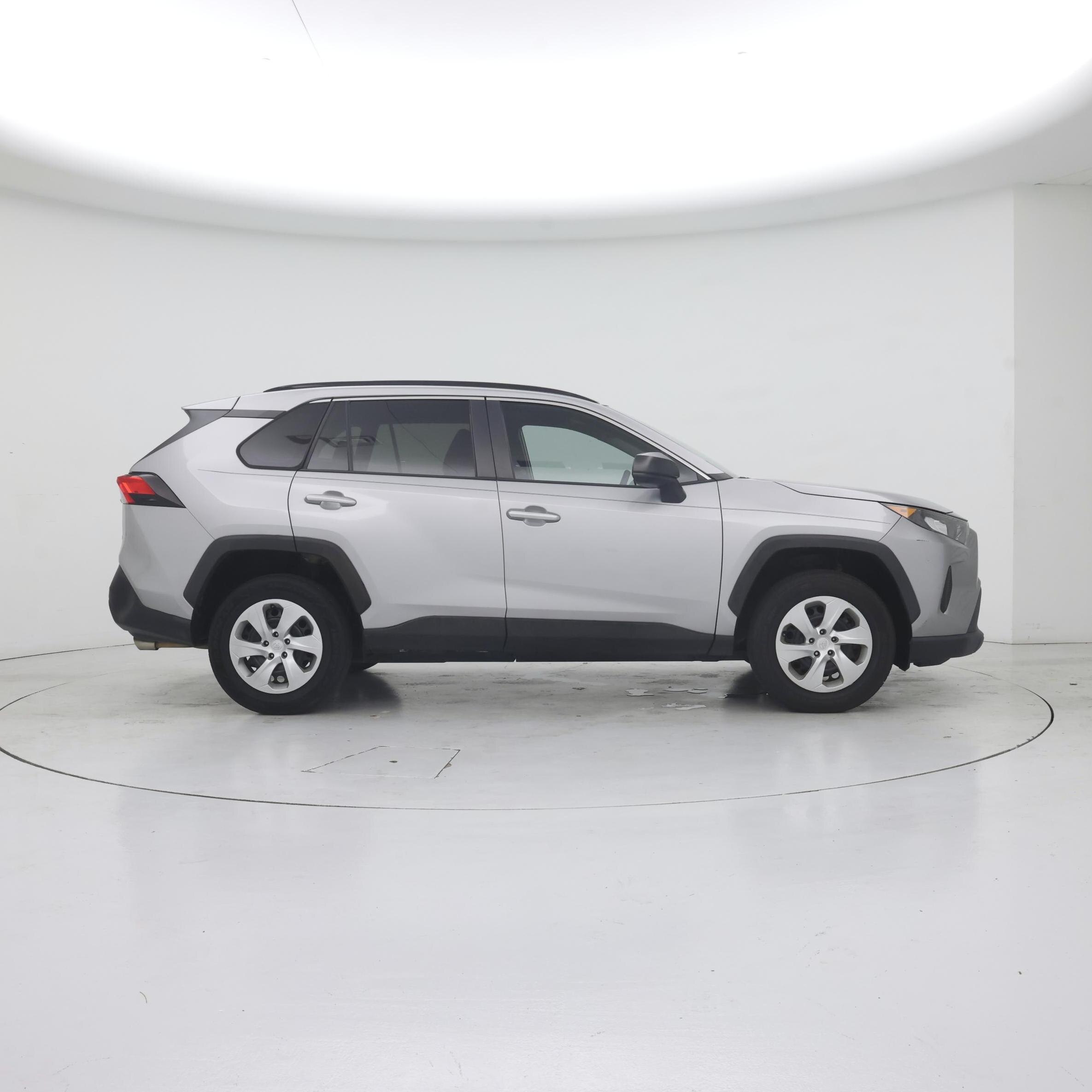 Thumbnail: 2021 Toyota RAV4 - 7