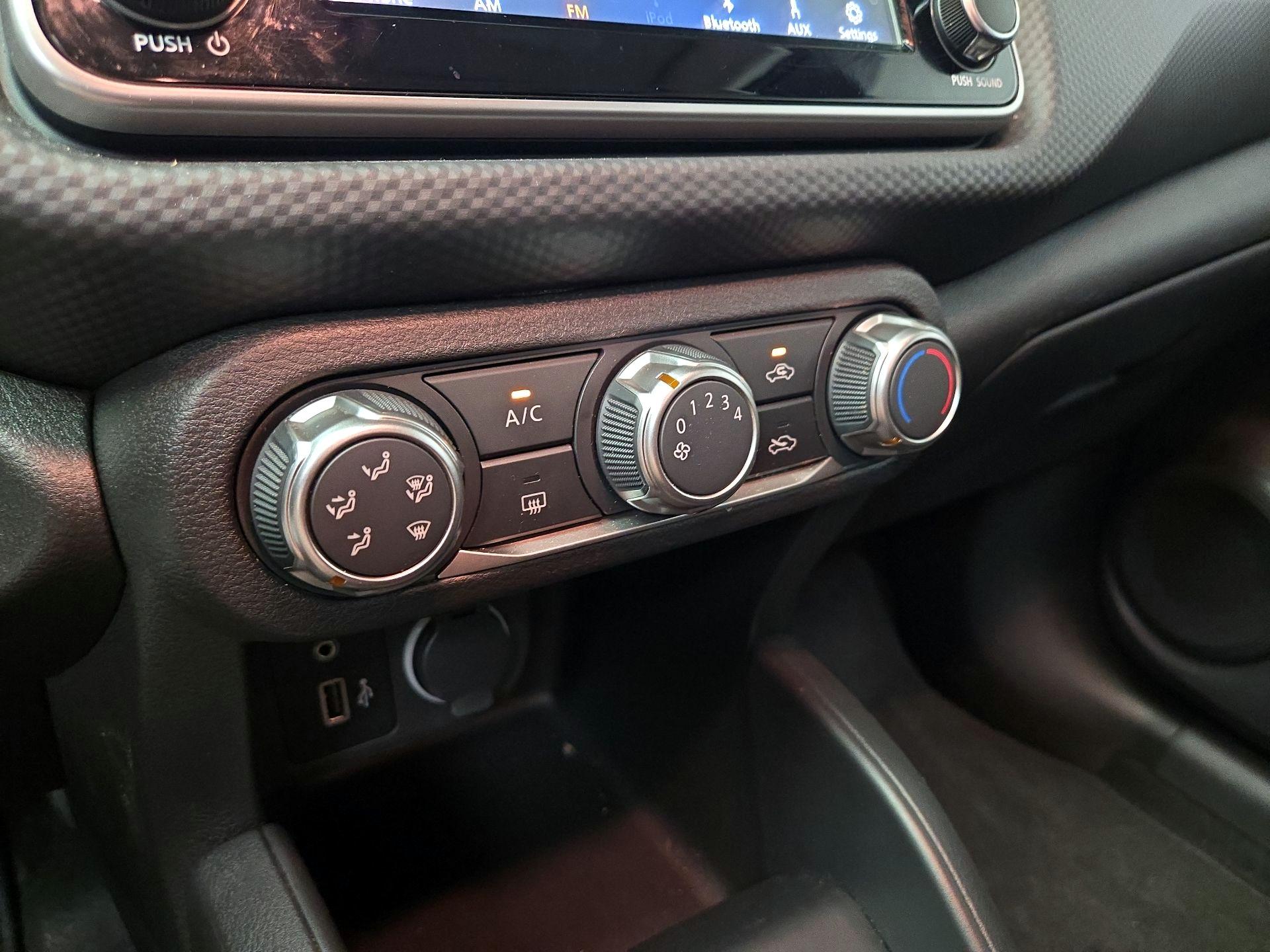 Thumbnail: 2023 Nissan Kicks - 16
