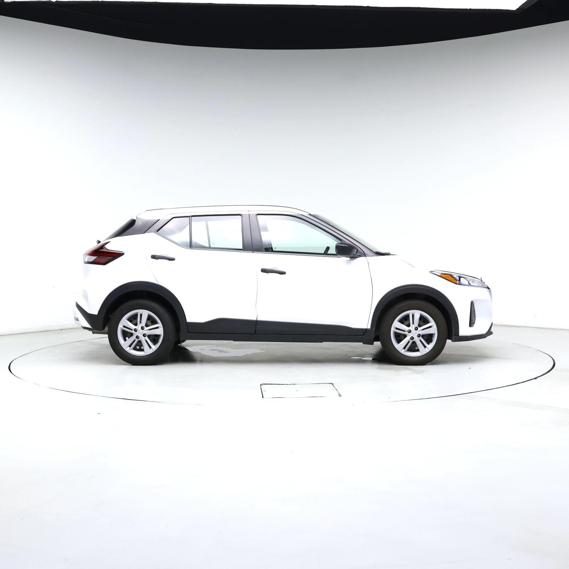 Thumbnail: 2023 Nissan Kicks - 7