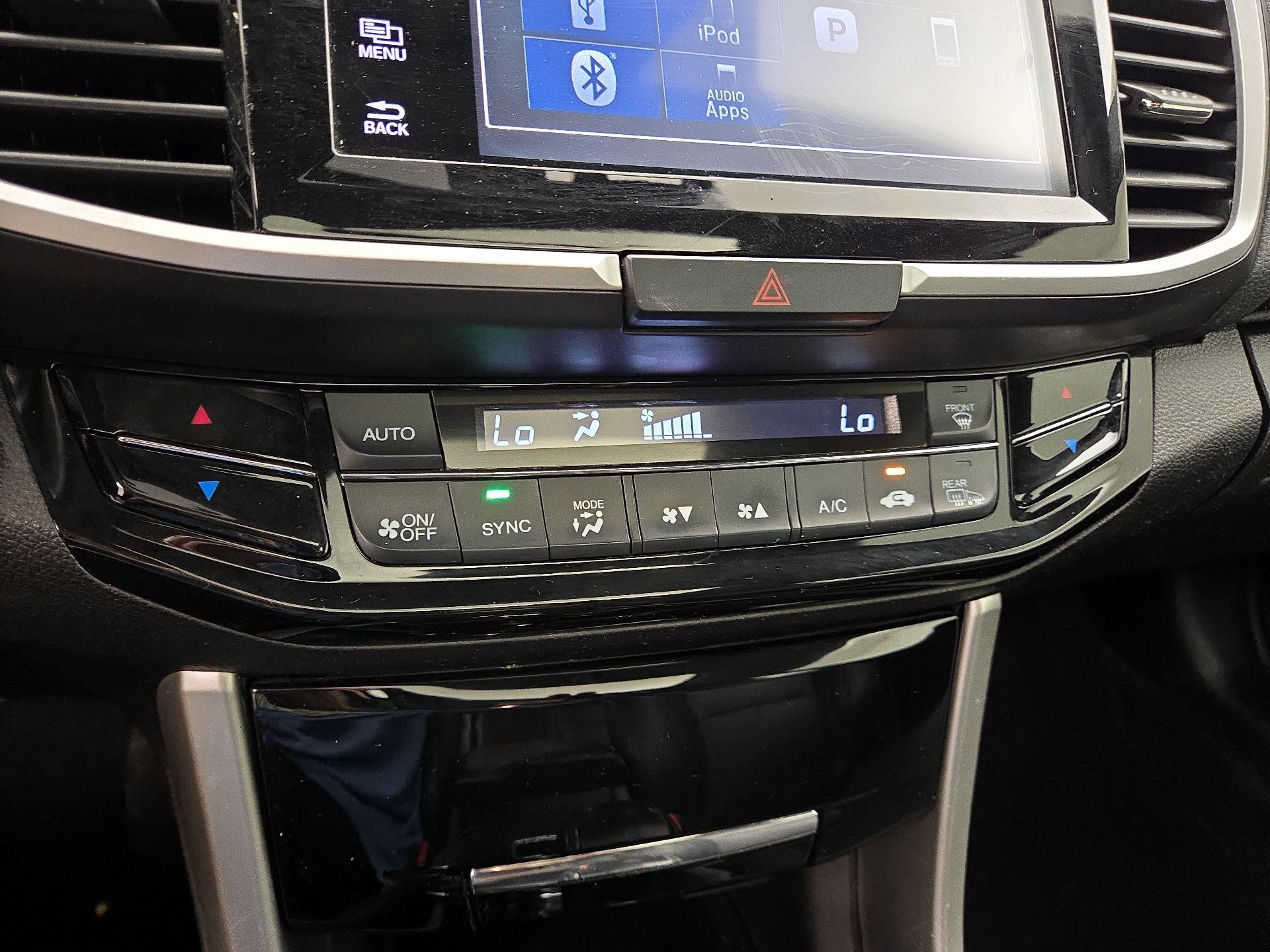 Thumbnail: 2016 Honda Accord - 17