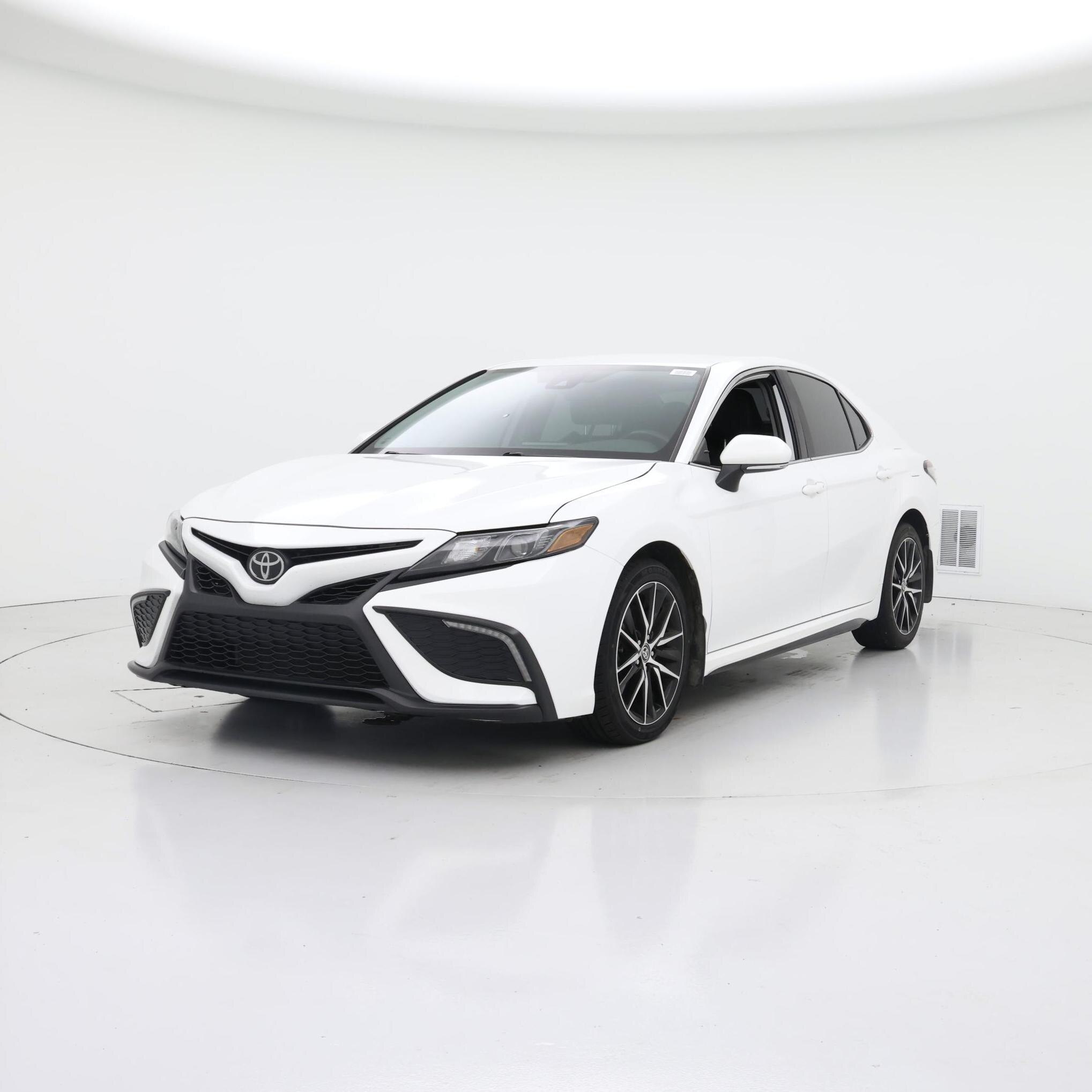 Thumbnail: 2023 Toyota Camry - 4