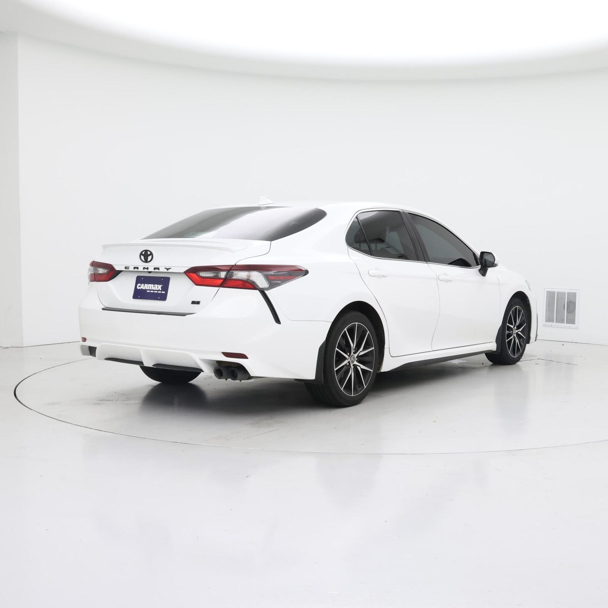 Thumbnail: 2023 Toyota Camry - 8