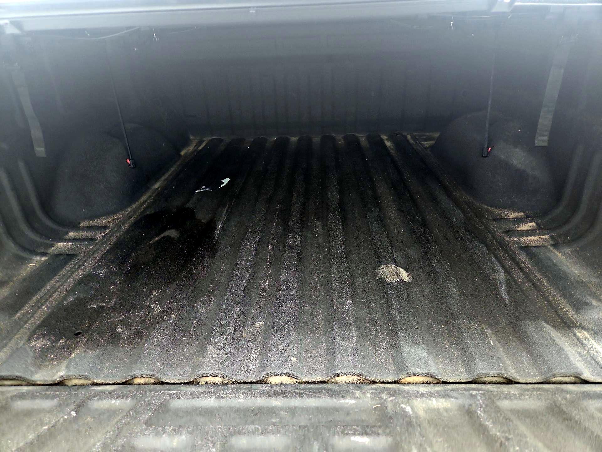 Thumbnail: 2021 Chevrolet Colorado - 20