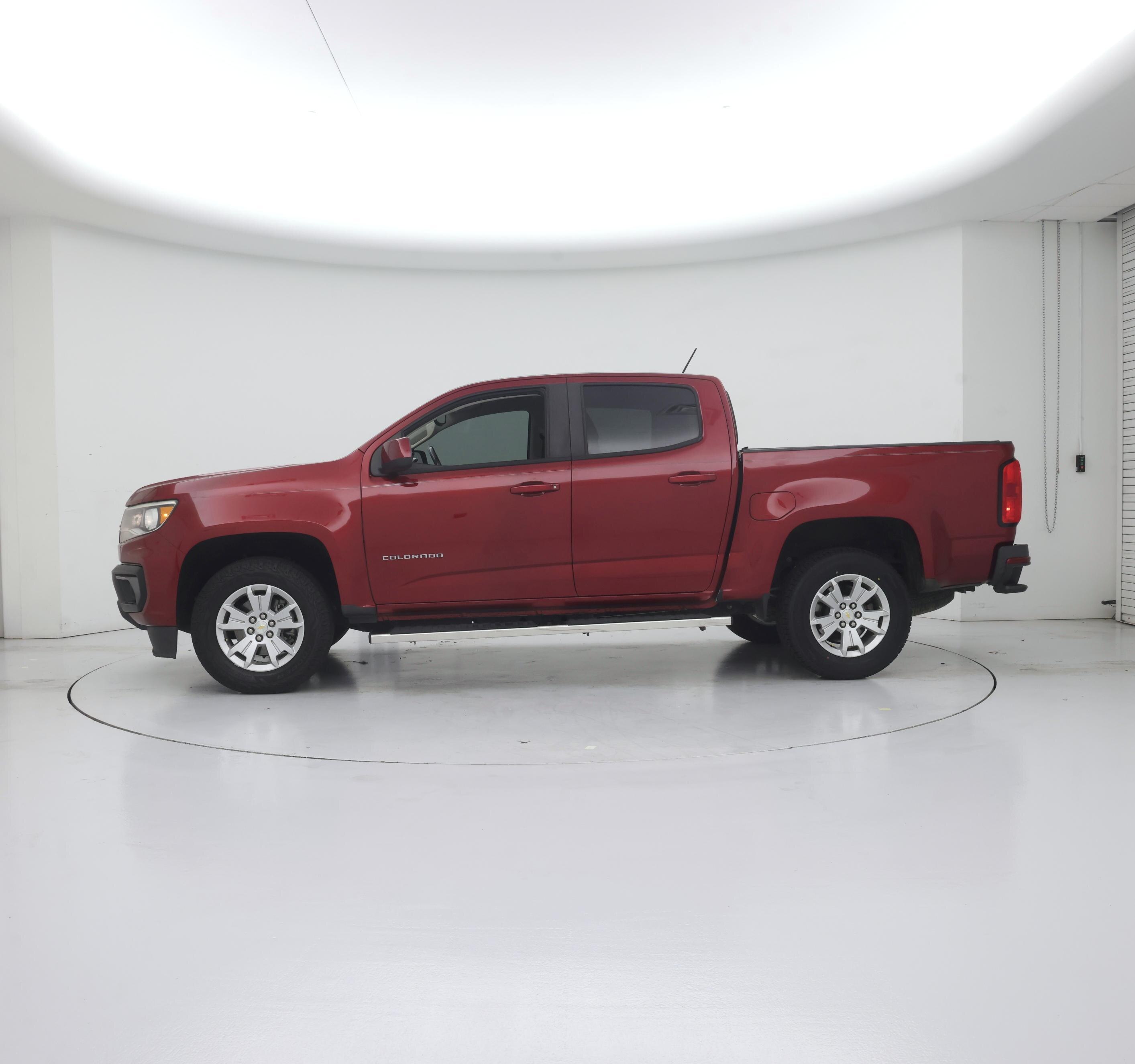 Thumbnail: 2021 Chevrolet Colorado - 3