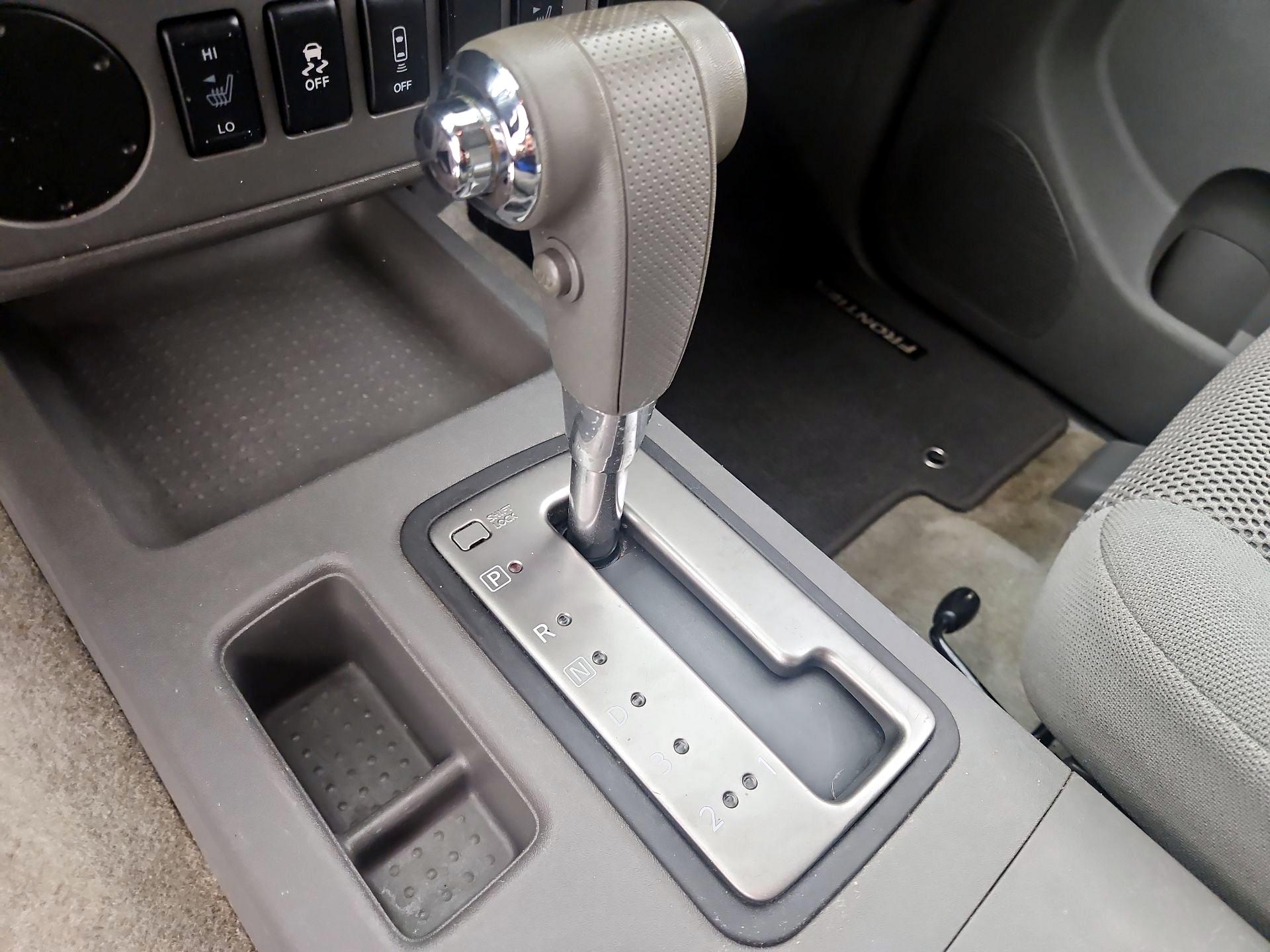Thumbnail: 2015 Nissan Frontier - 17
