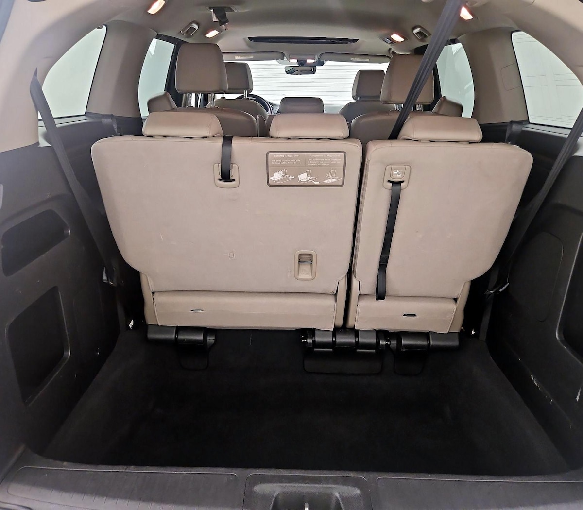 Trunk/Cargo (Seats Up)