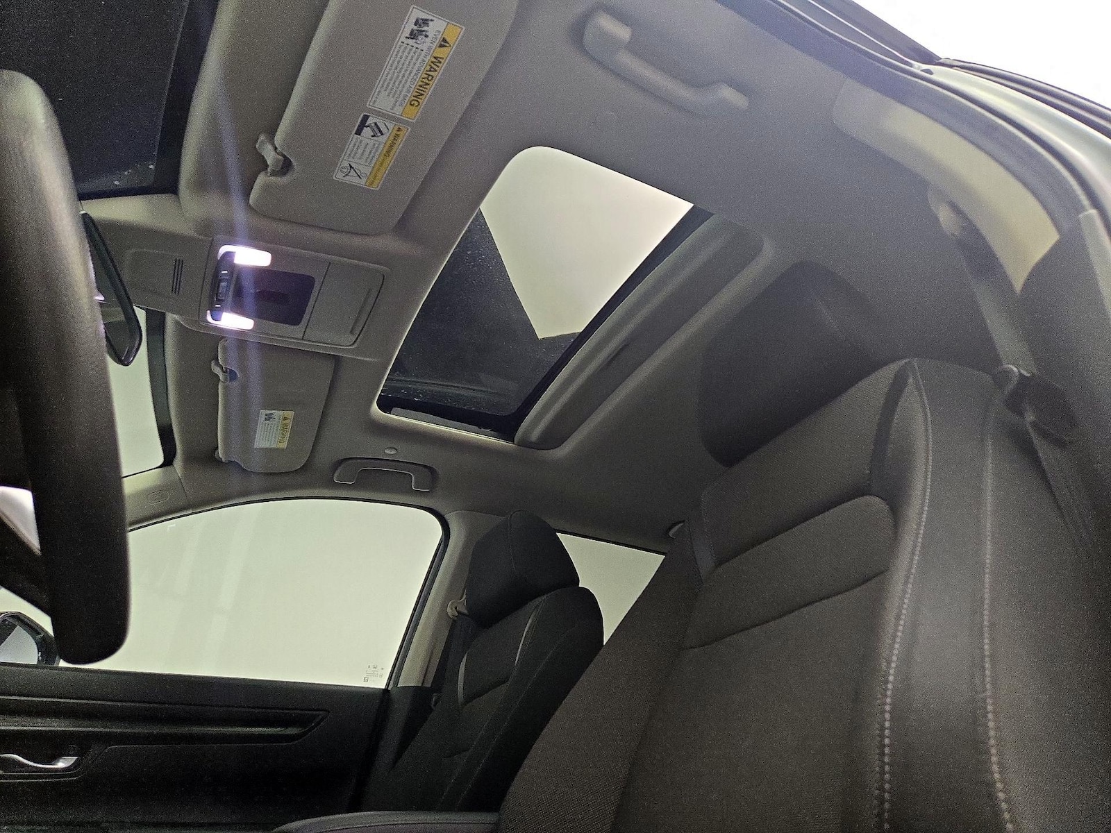 Sunroof(s) & Overhead Airbags