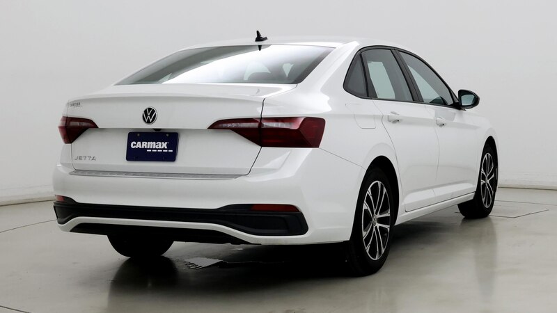 2022 Volkswagen Jetta Sport 8