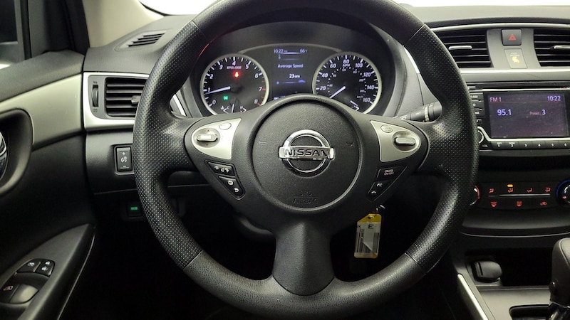 2018 Nissan Sentra S 10