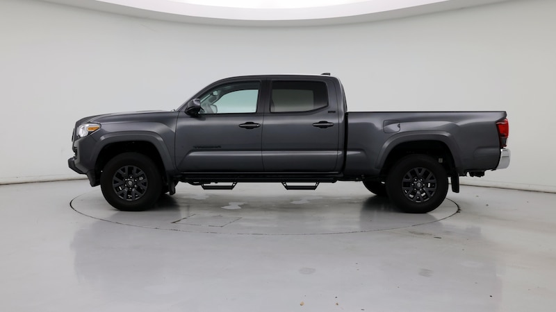 2022 Toyota Tacoma SR5 3