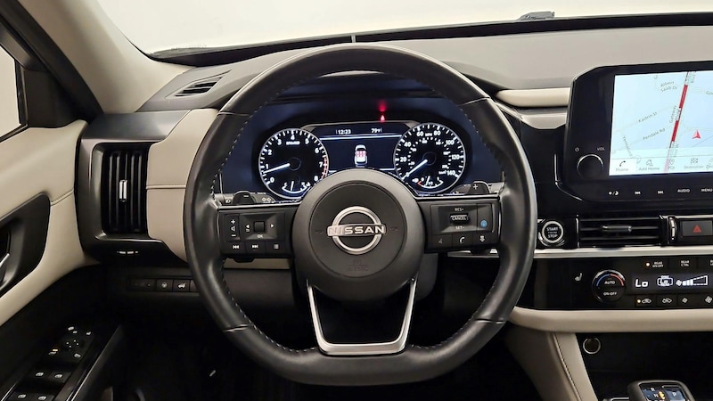 2022 Nissan Pathfinder SL 10