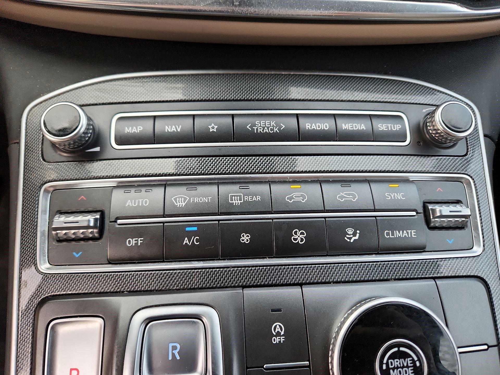 Thumbnail: 2021 Hyundai Santa Fe - 15