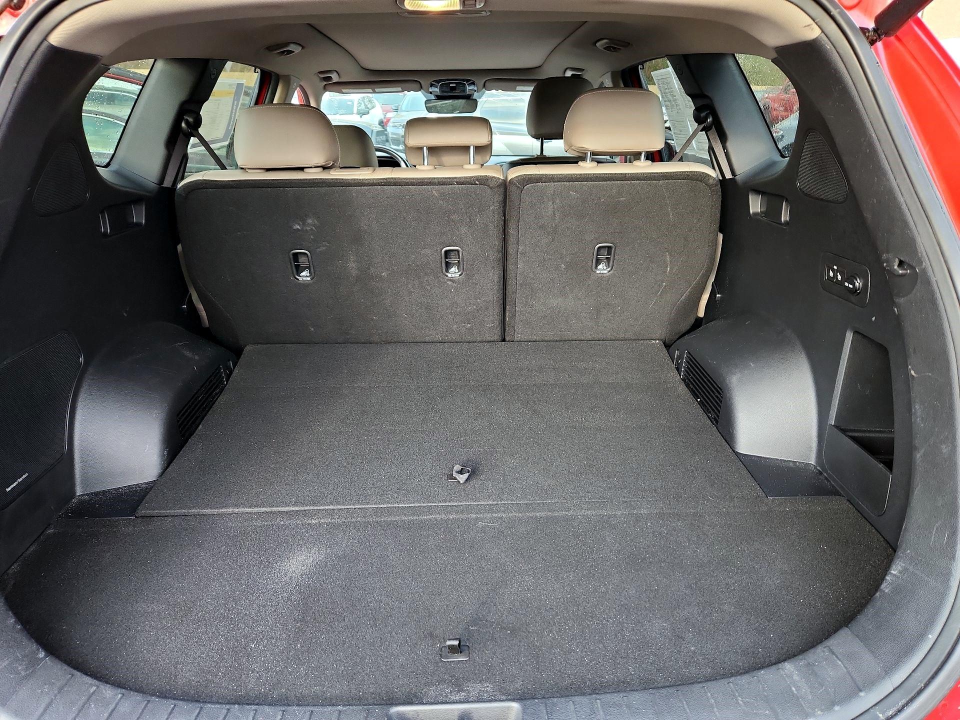 Thumbnail: 2021 Hyundai Santa Fe - 20