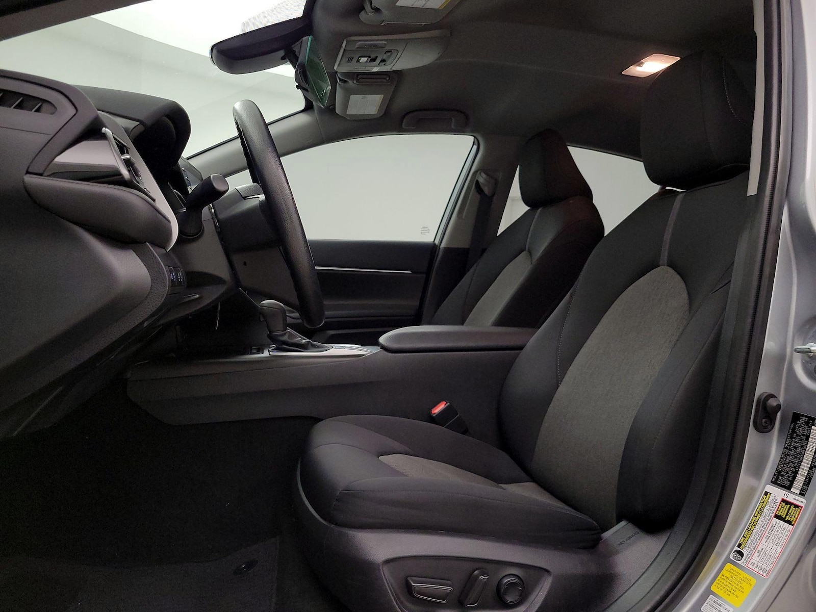 Power Seat(s) & Side Airbags
