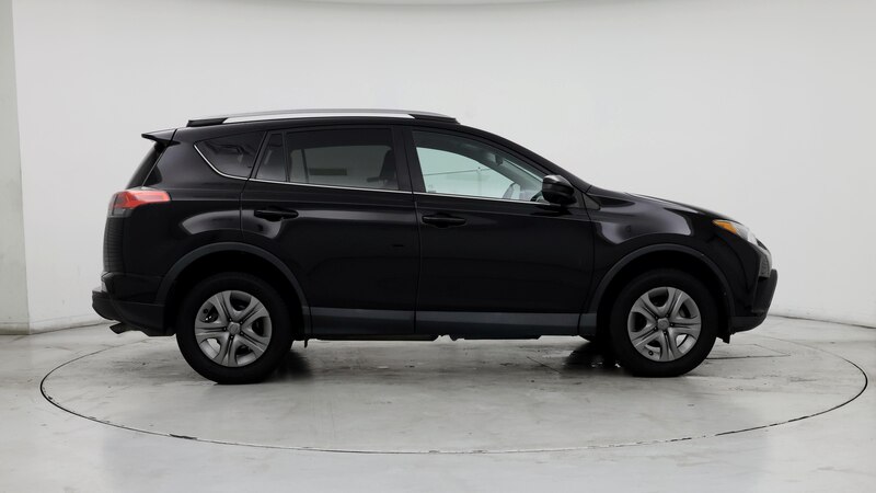 2018 Toyota RAV4 LE 7