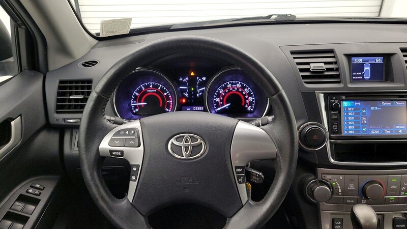 2013 Toyota Highlander SE 10