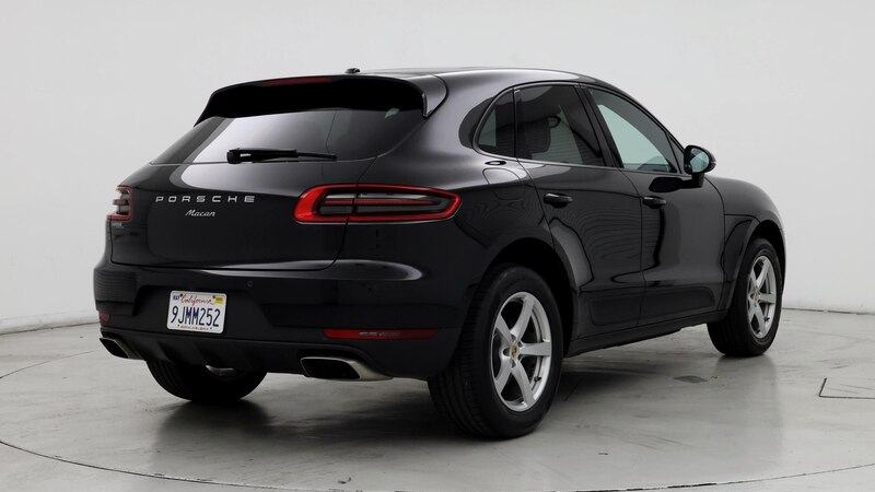 2018 Porsche Macan  8