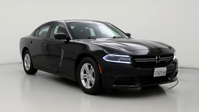 2016 Dodge Charger SE Hero Image