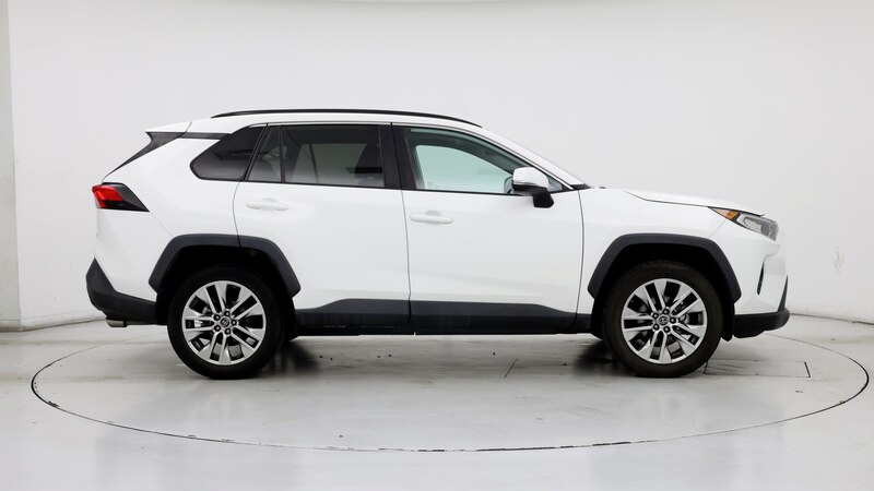 2019 Toyota RAV4 XLE Premium 7