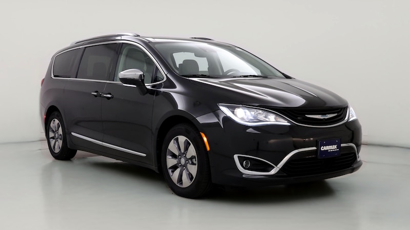 2019 Chrysler Pacifica Hybrid Limited Hero Image