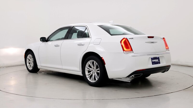 2016 Chrysler 300 C 2