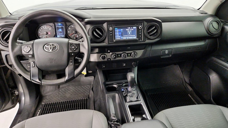 2019 Toyota Tacoma SR 9