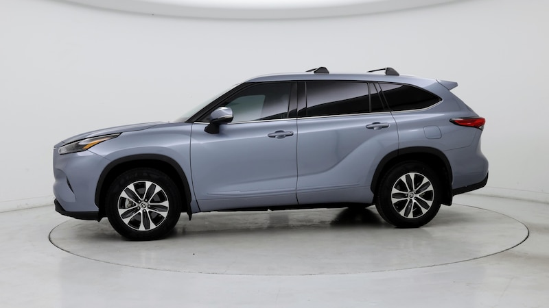 2022 Toyota Highlander XLE 3