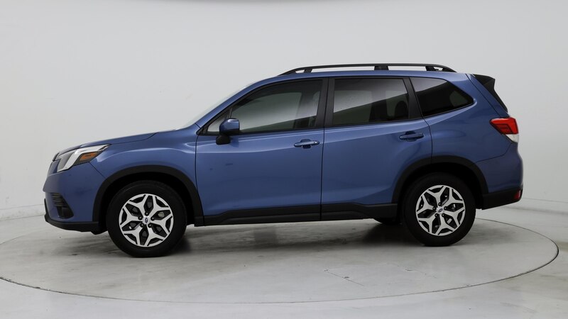 2024 Subaru Forester Premium 3