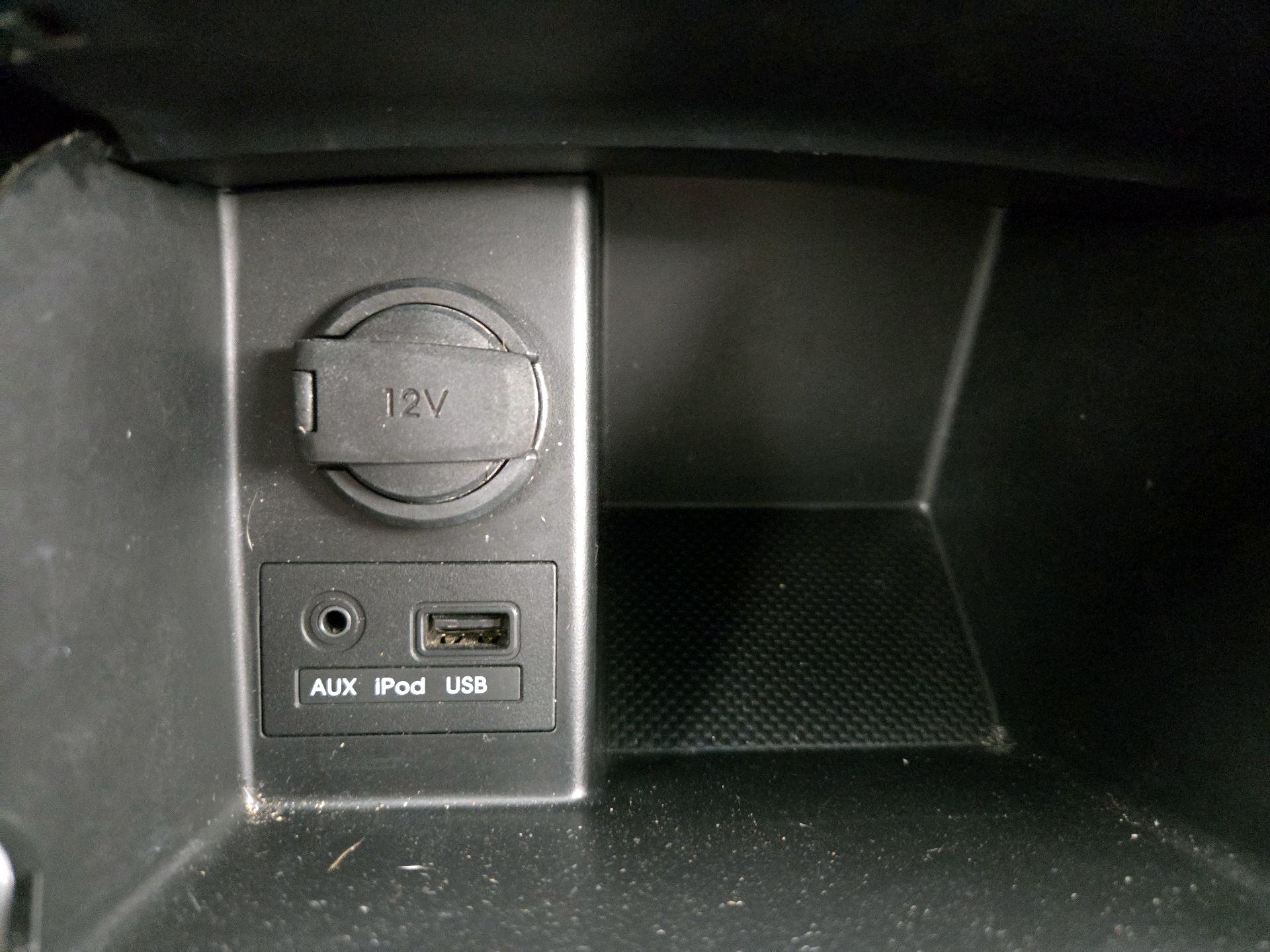 Thumbnail: 2013 Hyundai Elantra - 19
