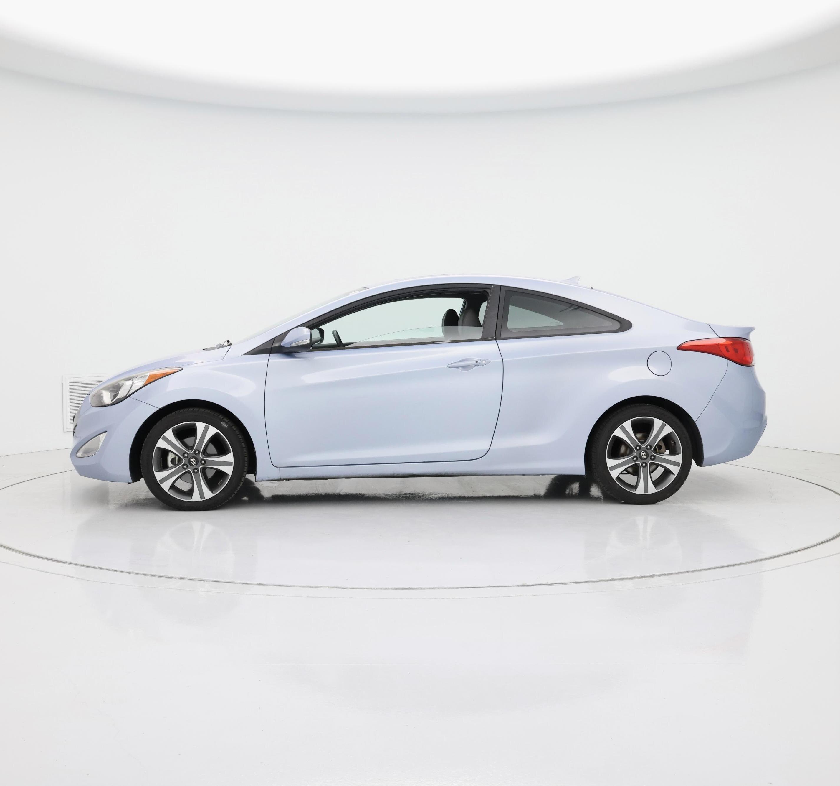 Thumbnail: 2013 Hyundai Elantra - 3